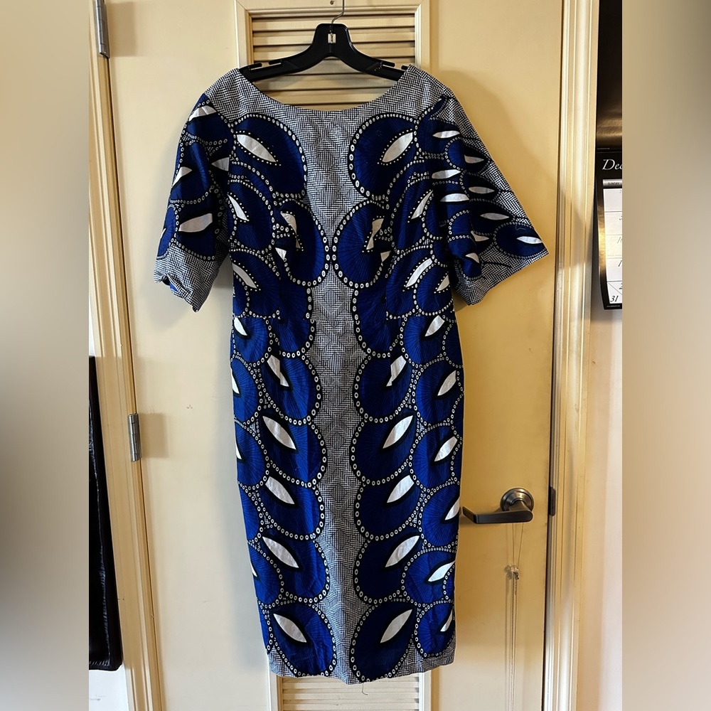 Women’s dress